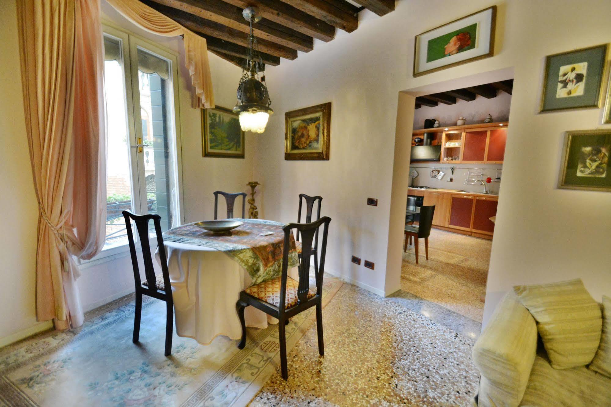 Ve.N.I.Ce. Cera Casa Del Sol Veneza Exterior foto